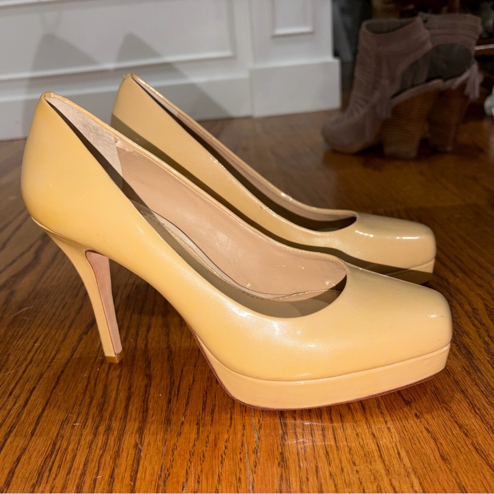 ANTONIO MELANI Patent Leather Pumps